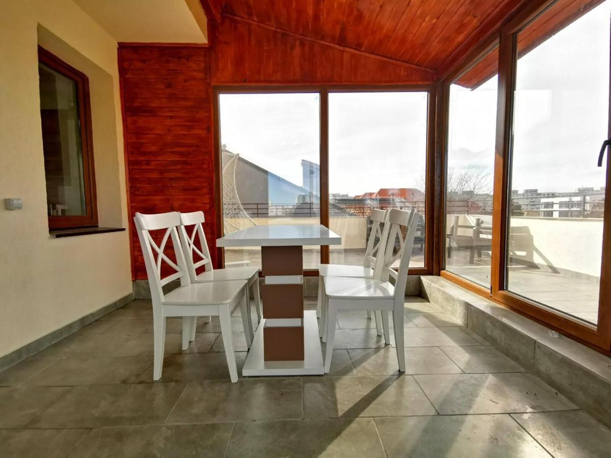 Vip Apartment-Brilliant Apartments Констанца Екстериор снимка