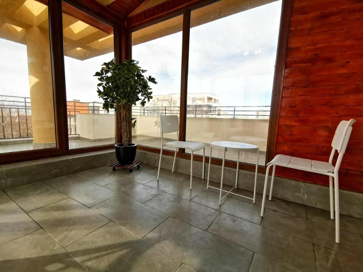 Vip Apartment-Brilliant Apartments Констанца Екстериор снимка